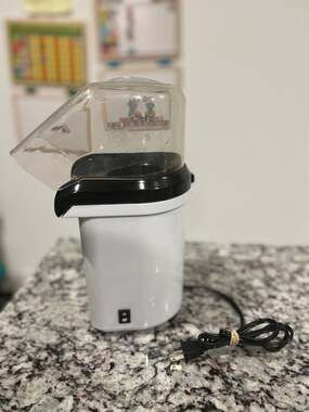 Classic Cuisine Hot Air Electric Popcorn Machine - White/Black Countertop Popper
